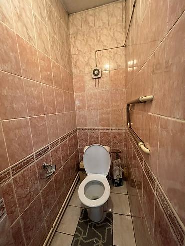 Продажа коттеджей и домов: --- 🏡 **Продается уютный и просторный дом в г. Бишкек, ул. Матыева 72 — 27