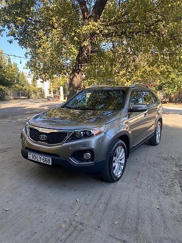 vita maşın: Kia Sorento: 2 l | 2010 il Ofrouder/SUV — 8