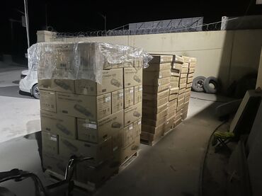 Солнечные прожекторы: Солнечный прожектор на улице снаружи есть и на помещении с фабрика — 27