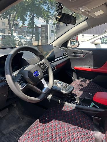 g2 master: BYD Qin: 2021 г., Автомат, Гибрид, Седан — 2