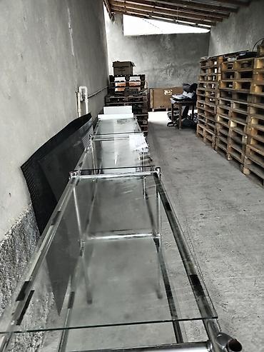 Rəf vitrinləri: Şüşə vitrin rəf sistemi - Material: temperli şüşə rəflər və — 9