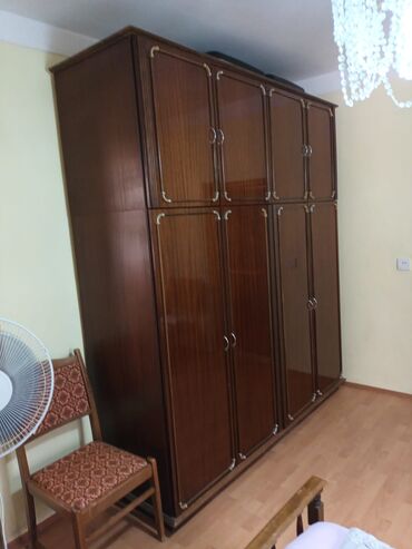 6 qapılı dolab: Açılan, 6 qapı Düz dolab, Qarderob, paltar dolabı