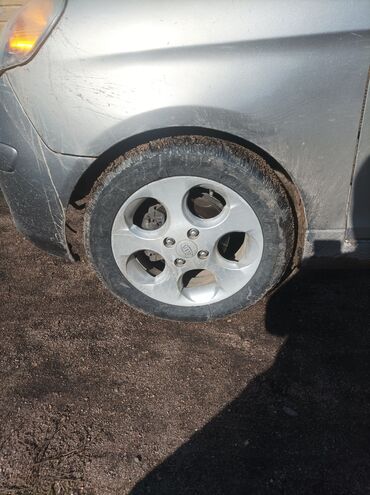 бу наборы ключей: Колеса в сборе 175 / 65 / R 14, Всесезонная, Комплект, Литые, отверстий - 4