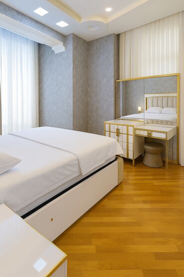 Günlük kirayə mənzillər: 3 otaqlı, Xətai r. r-nu — 11