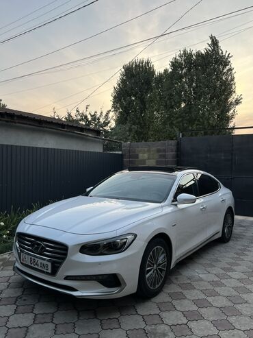 купить тойоту кроссовер: Hyundai Grandeur: 2017 г., 2.4 л, Типтроник, Гибрид, Седан