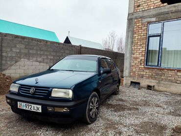 Volkswagen: Volkswagen Vento: 1996 г., 1.8 л, Механика, Бензин, Седан — 5