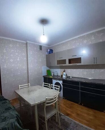 квартира в бишкеке долгосрочно: 1 бөлмө, Менчик ээси, Чогуу жашоосу жок, Толугу менен эмереги бар