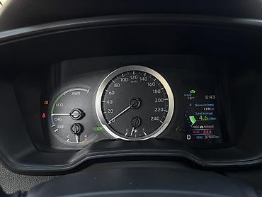 электро унаа: Toyota Corolla: 2022 г., 1.8 л, Вариатор, Гибрид, Седан — 10