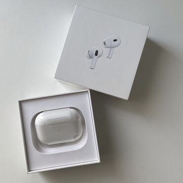 аудиотехники: AirPods 
Pro