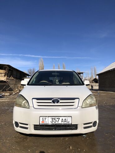 Toyota: Toyota Ipsum: 2003 г., 2.4 л, Автомат, Бензин, Минивэн — 2