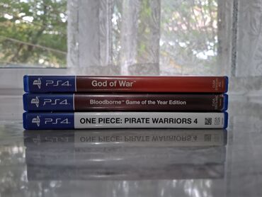 игры ps: God of war 
Bloodborne с длс 
one piece