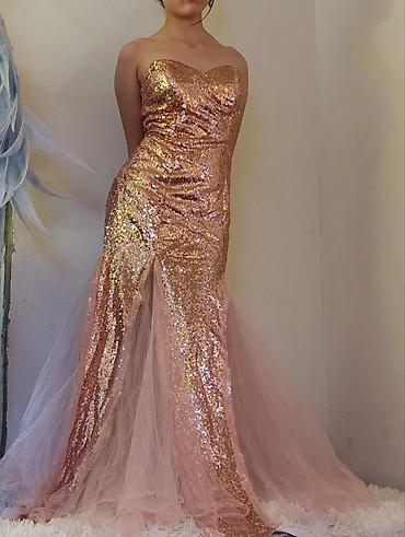 Вечерние платья: Вечерние платья — подборка из 4 моделей в пол. 1) Бордовое бархатное — 2