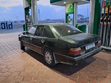 Mercedes-Benz: Mercedes-Benz W124: 1991 г., 2.3 л, Механика, Бензин, Седан