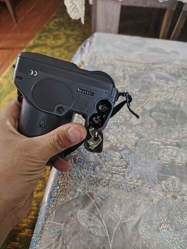 Fotokameralar: RETRO FOTOPARAT sadəcə batareya lazımdı qiyməti cixilib isdey — 8