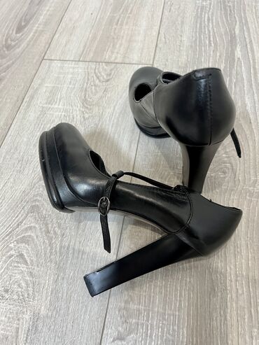 ботинки на платформе: Туфли Wit Mooni, 36, цвет - Черный