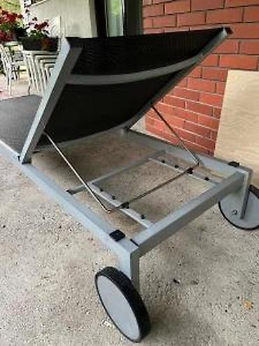 Ležaljke i ljuljaške: Baštenska ležaljka na točkiće - Konstrukcija od metala u svetlosivoj — 13