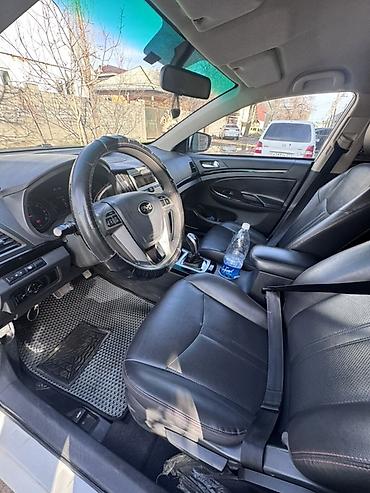 BYD: BYD E5: 2019 г., Робот, Электромобиль, Седан — 13