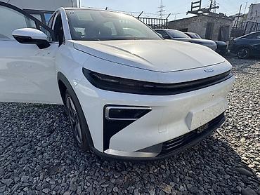 Geely: Geely Geometry E: 2026 г., Электромобиль, Кроссовер — 1