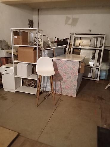 qabaq usdolu: Təcili satılır!!!!! Reception oturacagi qabag stolu ag polka stol — 1