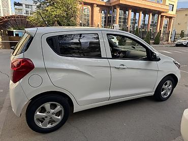 шаврале спарк: Chevrolet Spark: 2020 г., 1 л, Автомат, Бензин, Хэтчбэк — 3