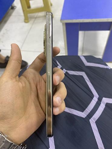 tecno spark 2023: Tecno Spark, rəng - Qızılı — 3