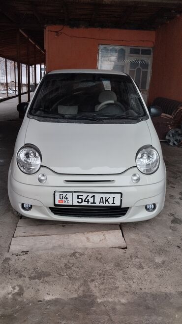 Другие автомобили: Компактный хэтчбек. Кузов и экстерьер: - 5-дверный кузов, светлый — 10