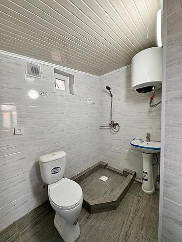 Долгосрочная аренда домов: 95 м², 3 комнаты — 1