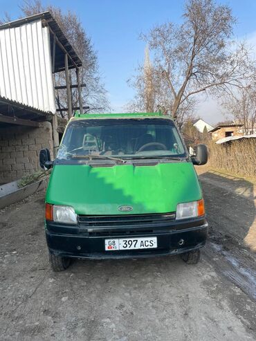 Легкий грузовой транспорт: Легкий грузовик, Ford, Стандарт, 3 т, Б/у