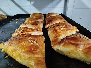 Выпечка, хлебобулочные изделия: 🟠Ищем магазинах для сотрудничества 🤝 Тандырное самсы по 90 сом Слоёное — 4