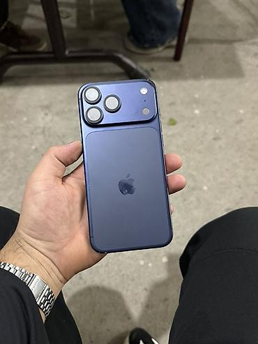 IPhone 17 Pro Max, Б/у, 256 ГБ, Синий, Защитное стекло, Чехол, 100 %