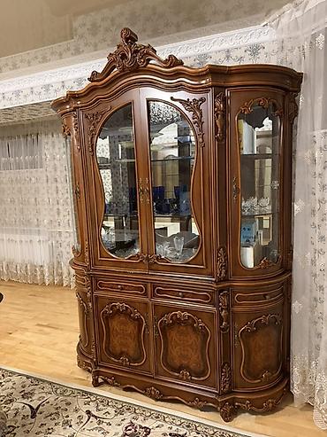 буфет: Классический витринный буфет в стиле барокко/рококо - Материал — 1