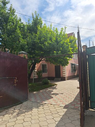 продаю дом район кудайберген: Дом, 90 м², 6 комнат, Собственник, Евроремонт