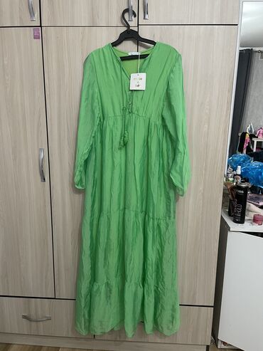 длинное платье с разрезом на ноге: Күнүмдүк көйнөк, Италия, Жай, Узун модель, Жибек, M (EU 38)