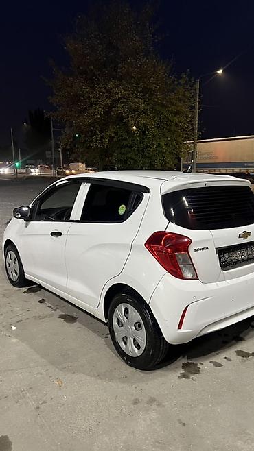 Chevrolet Spark: 2020 г., Механика, Бензин, Хэтчбэк at lalafo.kg Chevrolet Spark: 2020 г., Механика, Бензин, Хэтчбэк