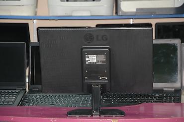 LG Flatron E1942C-BN monitor - Ekran diaqonalı: 18.5 düym (47 sm) — 2