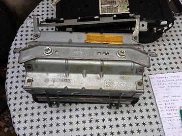 Delovi enterijera: AIR BAG ZA RENO CLIO 2 | Zvati od 8-22h i nedeljom. Kao novi od — 5