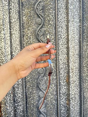 mercedes saat: Klassik üslublu qol saatı - Korpus: kvadrat formalı, metal (gümüşü — 1