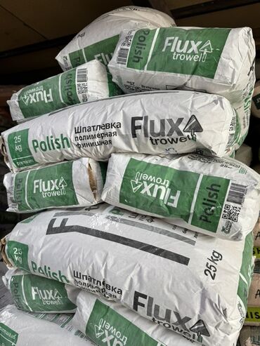 пластик мусор: Шпатлевка полимерная финишная Flux Trowel Polish представлена в мешках
