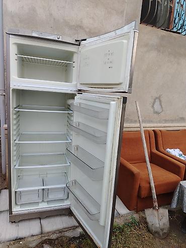 mini xolodelnik: Hotpoint Ariston ikikameralı soyuducu - Üstdə dondurucu, altda əsas — 3