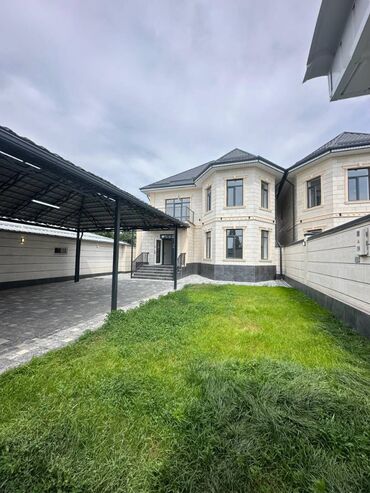 Продажа домов: Дом, 220 м², 5 комнат, Агентство недвижимости