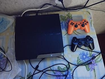 ipfone 3: Sony PlayStation 3 satılır.İçində 10 oyun var.Dəyişilən detalı — 1