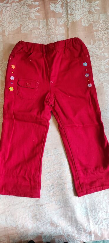 золотая осень: Джинсы и брюки, цвет - Красный, Б/у