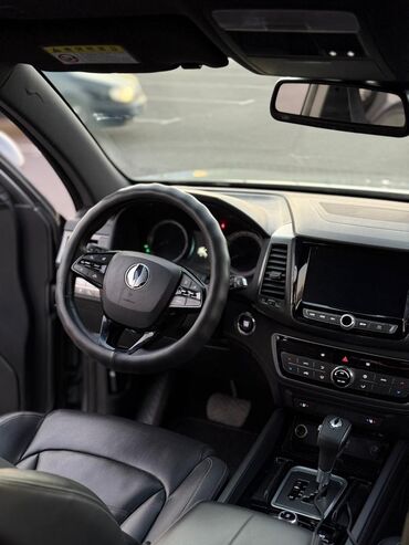 Другие автомобили: Внедорожник (5 дверей), цвет серый металлик. Основные особенности: - — 22