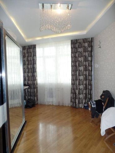 Uzunmüddətli kirayə mənzillər: Səbail rayonu Badamdar qəsəbəsində 17 mertebeli binanın 12-ci — 11