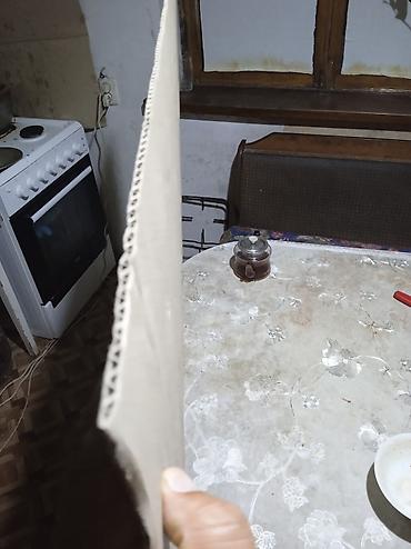 Упаковочные товары: Листы гофрокартона светлого цвета. размер 1.2*0.8. 1.15*0.75 — 1