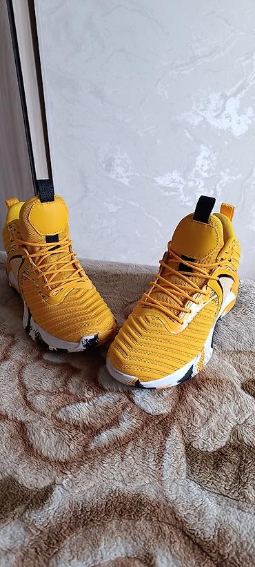 Кроссовки и спортивная обувь: Мужские кроссовки, 45, Jordan, Новый, цвет - Желтый, Самовывоз — 1