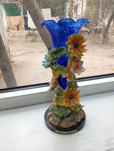 Vazalar: Bir vaza — 2