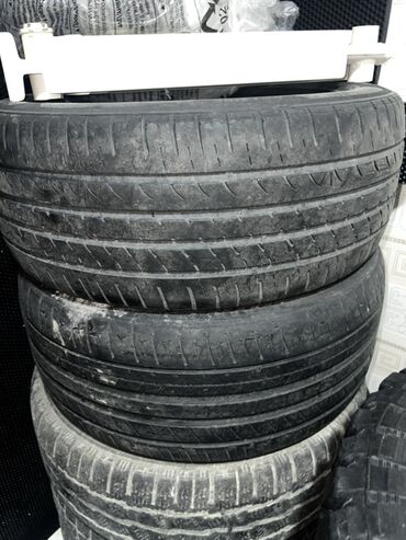 Təkərlər: Şin 245 / 40 / R 18 — 6