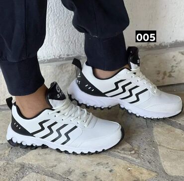 Women's Sneakers and athletic shoes: 46 — 9