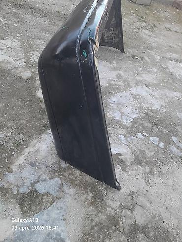 kuza satisi: Məhsul: Avtomobil arxa bamperi

w202 arxa bufer nikelsiz — 2